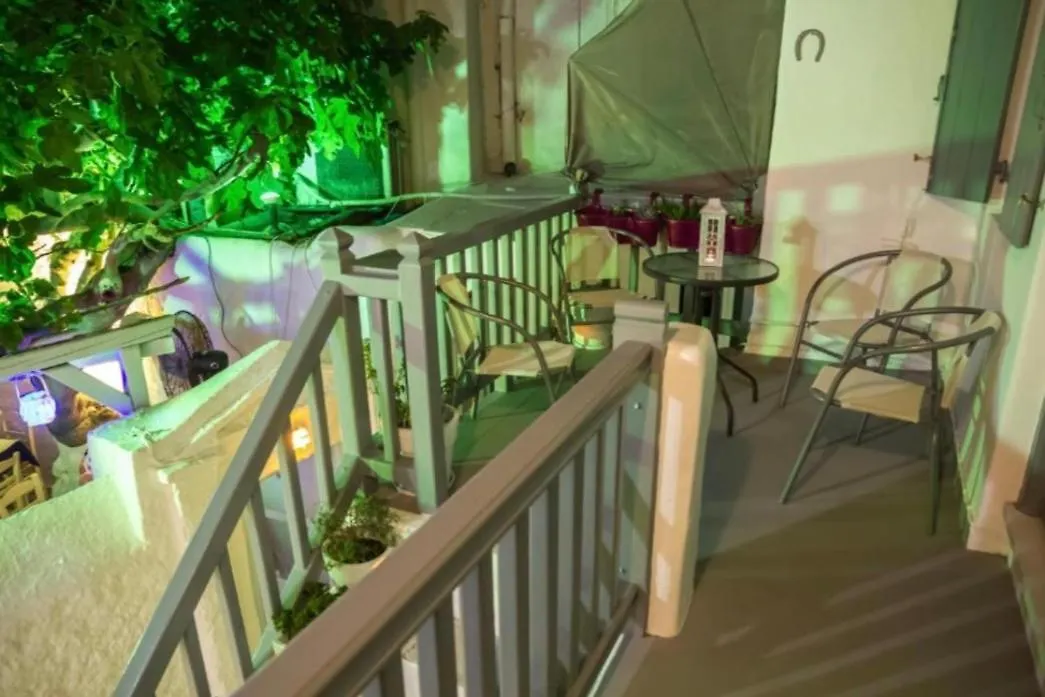 Budget Downtown Apartment- Harma I Mykonos Town شقة