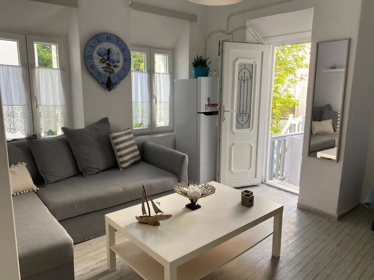Budget Downtown Apartment- Harma I Mykonos Town
